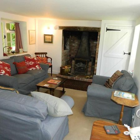 River Cottage A Country Retreat In Wooded Gardens East Stoke  外观 照片