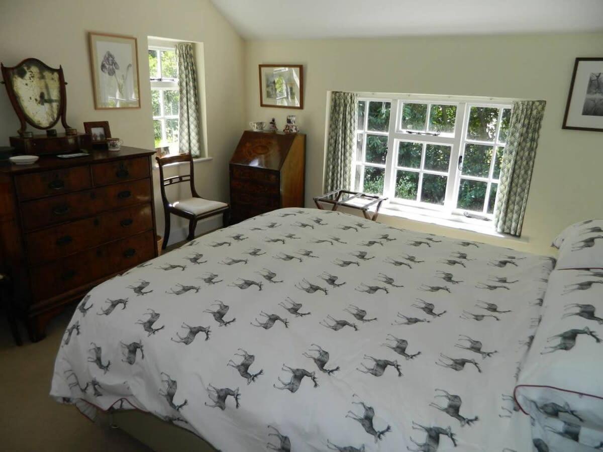 River Cottage A Country Retreat In Wooded Gardens East Stoke  外观 照片